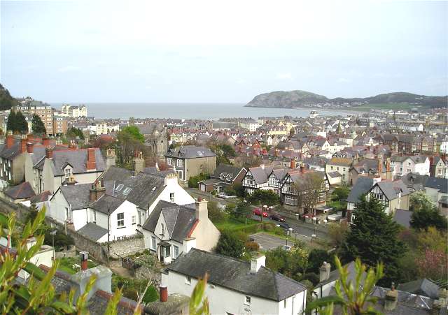 Cwlach View