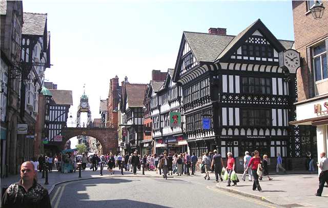 Eastgate Chester with its famous clock above the gateway