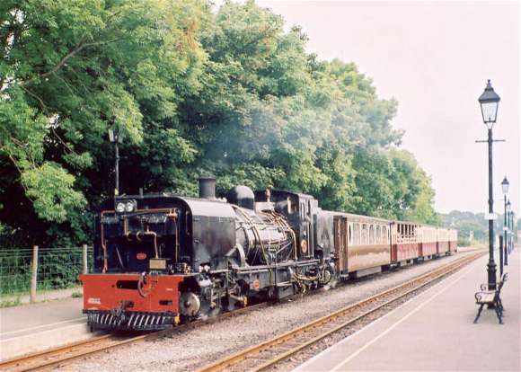 #NG143 at Dinas June 2003